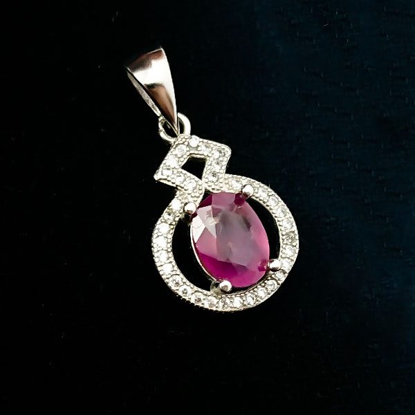 گردنبند نقره زنانه طرح بهارناز با سنگ یاقوت سرخ الماس تراش - Image 4