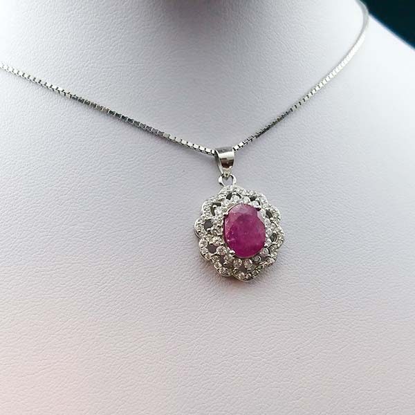 گردنبند نقره زنانه طرح پرنسا با سنگ یاقوت سرخ الماس تراش - Image 2