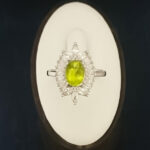 انگشتر نقره زنانه طرح ژینوس با سنگ الکساندریت - Image 3