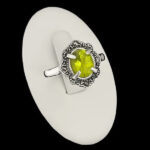 انگشتر نقره زنانه طرح السانا با سنگ الکساندریت الماس تراش