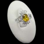 انگشتر الکساندریت نقره زنانه طرح آوینا