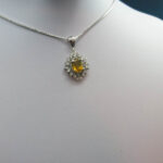 گردنبند نقره زنانه طرح الحان با سنگ الکساندریت الماس تراش - Image 3