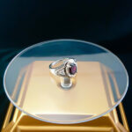 انگشتر نقره زنانه طرح جیران با سنگ گارنت الماس تراش - Image 2