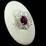 انگشتر نقره زنانه طرح تابان با سنگ گارنت الماس تراش