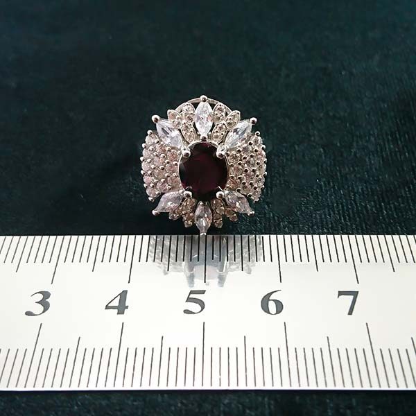 انگشتر نقره زنانه طرح تابان با سنگ گارنت الماس تراش - Image 4