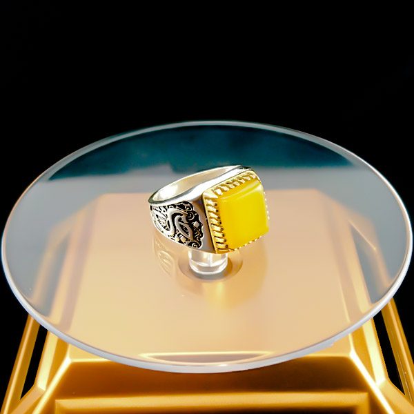 انگشتر نقره مردانه طرح یا حسین با سنگ شرف الشمس مستطیلی + حکاکی - Image 2