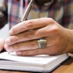 انگشتر نقره مردانه طرح ثاقب با سنگ حدید صینی+حکاکی - Image 4