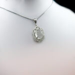 گردنبند نقره زنانه طرح فرشته با سنگ در نجف اصلی - Image 2