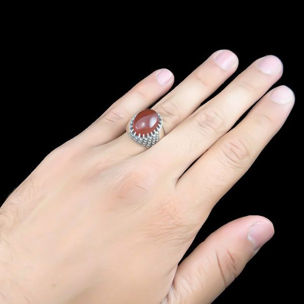 انگشتر فاخر نقره مردانه طرح جانیار با سنگ عقیق یمنی - Image 3