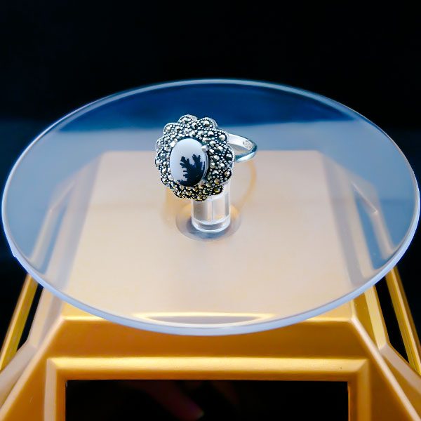 انگشتر نقره زنانه طرح هلما با سنگ عقیق شجر اصلی - Image 2