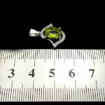 گردنبند نقره زنانه طرح نینا با سنگ زبرجد الماس تراش اصلی - Image 3