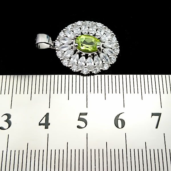 گردنبند نقره زنانه طرح وناز با سنگ زبرجد الماس تراش اصلی - Image 2