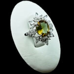 انگشتر نقره زنانه طرح ونوس با سنگ الکساندریت الماس تراش