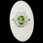 انگشتر نقره زنانه طرح ویانا با سنگ الکساندریت الماس تراش - Image 2