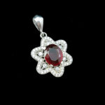 گردنبند نقره زنانه طرح ستاره دریایی با سنگ گارنت الماس تراش - Image 2