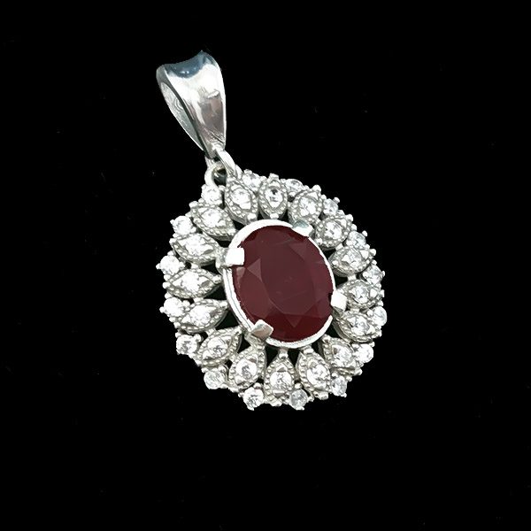 گردنبند نقره زنانه طرح ویشکا با سنگ گارنت الماس تراش - Image 5