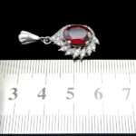 گردنبند نقره زنانه طرح گیتی با سنگ گارنت الماس تراش - Image 2