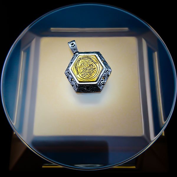 گردنبند نقره دست ساز شش ضلعی حسین منی و انا من حسین (ع) + تربت امام حسین (ع) + حرز امام جواد (ع) - Image 3