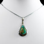 گردنبند نقره مردانه و زنانه طرح شوکا با سنگ فیروزه نیشابوری