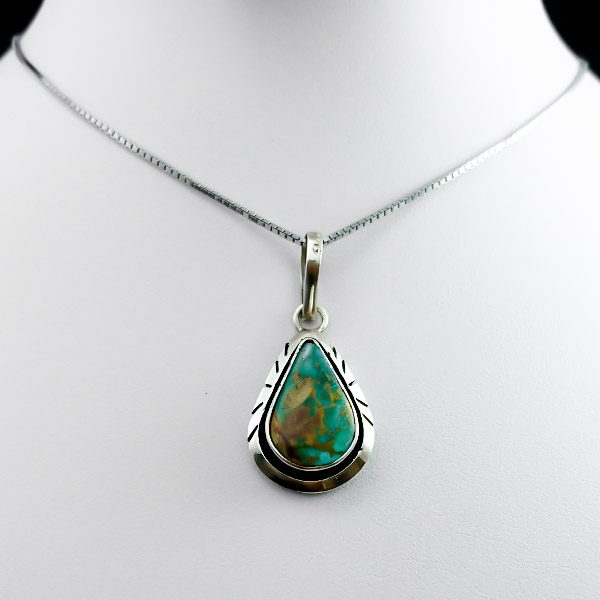 بهترین گردنبند فیروزه نفیس