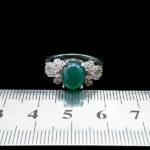 انگشتر نقره زنانه طرح مهرنیا با سنگ عقیق سبز - Image 2