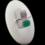 انگشتر نقره زنانه طرح ماریا با سنگ عقیق سبز