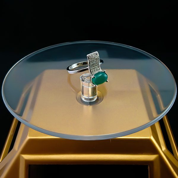 انگشتر نقره زنانه طرح ماریا با سنگ عقیق سبز - Image 2