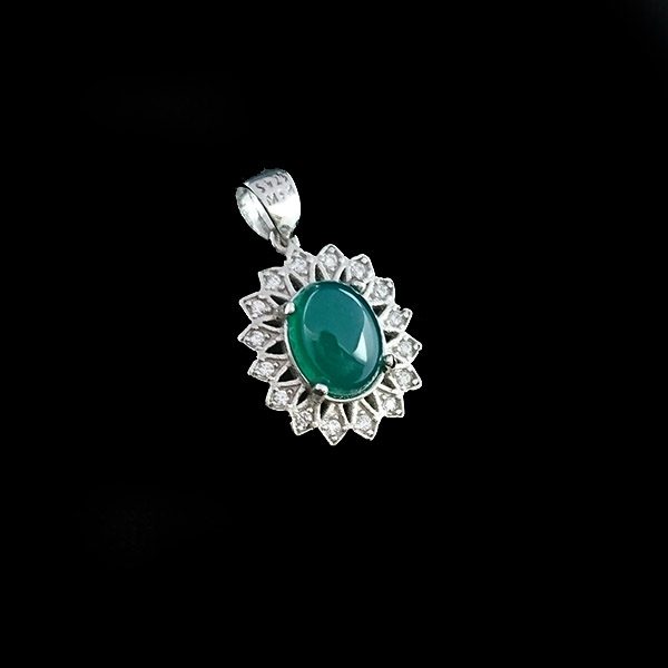 گردنبند نقره زنانه طرح مرسانا با سنگ عقیق سبز - Image 2