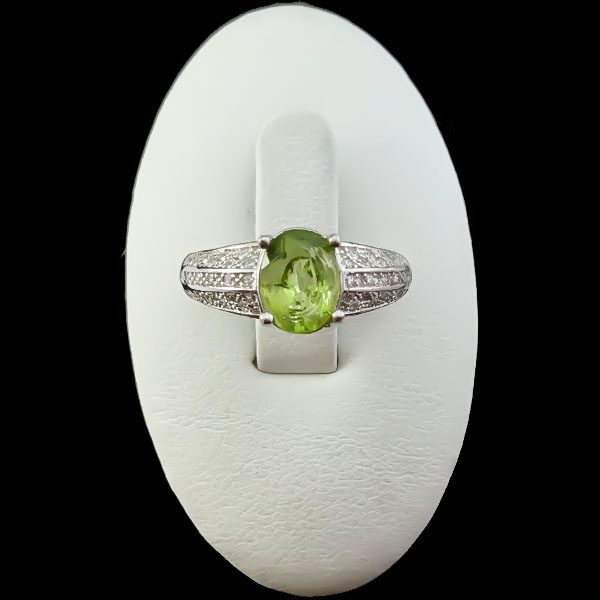 انگشتر نقره زنانه طرح سونیا با سنگ زبرجد الماس تراش - Image 3