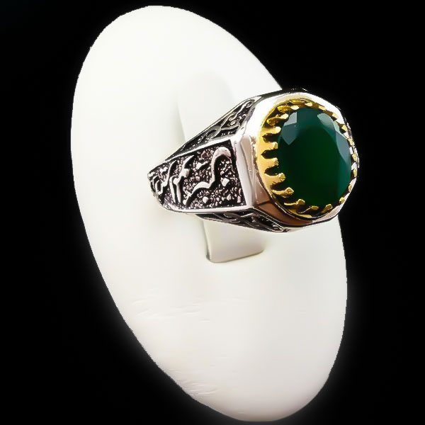 بهترین انگشتر زمرد نفیس