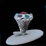 انگشتر نقره مردانه طرح فاخر امید با چند سنگ معدنی اصل - Image 2