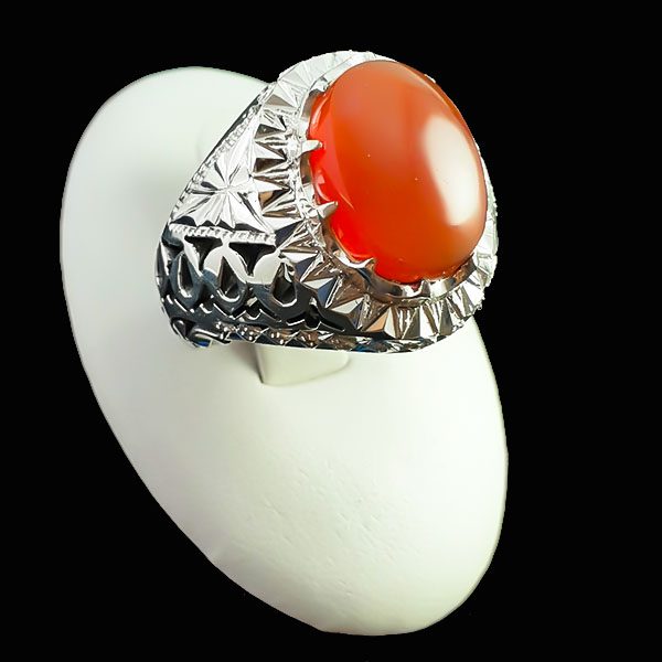 زیباترین انگشتر عقیق یمنی سرخ ظریف