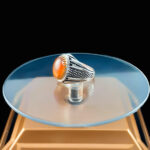 انگشتر نقره مردانه طرح آذرکیوان با سنگ عقیق یمنی سرخ - Image 3