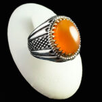 انگشتر نقره مردانه طرح آذرکیوان با سنگ عقیق یمنی سرخ