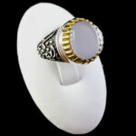 انگشتر نقره مردانه طرح یا زینب کبری با سنگ عقیق کبود یمنی