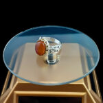 انگشتر نقره مردانه طرح دور طلایی باربد با سنگ عقیق یمنی سرخ - Image 3