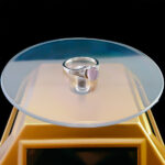 انگشتر نقره زنانه طرح آنیل با سنگ عقیق کبود یمنی - Image 4