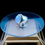 انگشتر نقره مردانه دست ساز طرح فیلی با سنگ عقیق کبود یمنی - Image 3