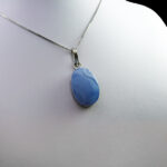 گردنبند نقره زنانه و مردانه طرح اشراق با سنگ عقیق کبود یمنی - Image 3