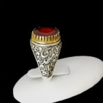 انگشتر نقره مردانه طرح دور طلایی یا مهدی با سنگ گارنت الماس تراش - Image 3