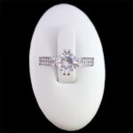 حلقه تک نگین نقره زنانه طرح طنین - Image 2