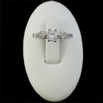 حلقه تک نگین نقره زنانه طرح عطیه - Image 3