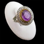 انگشتر نقره مردانه طرح دور طلایی پرهان با سنگ آمیتیست الماس تراش