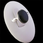 انگشتر عقیق مشکی یمنی نقره دست ساز مردانه و زنانه طرح بیان