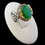 انگشتر نقره مردانه طرح دور طلایی فانتزی یا علی با سنگ زمرد الماس تراش