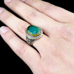 انگشتر نقره مردانه طرح دور طلایی پرشان با سنگ زمرد الماس تراش - Image 5