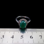 انگشتر عقیق سبز نقره زنانه طرح رعنا‌‌‌ - Image 4