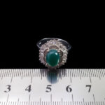 انگشتر عقیق سبز نقره زنانه طرح رضوانه‌‌‌ - Image 3