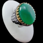 انگشتر عقیق سبز نقره مردانه طرح دور طلایی رامیار‌‌‌