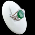 انگشتر زمرد الماس تراش نقره زنانه طرح رضوان